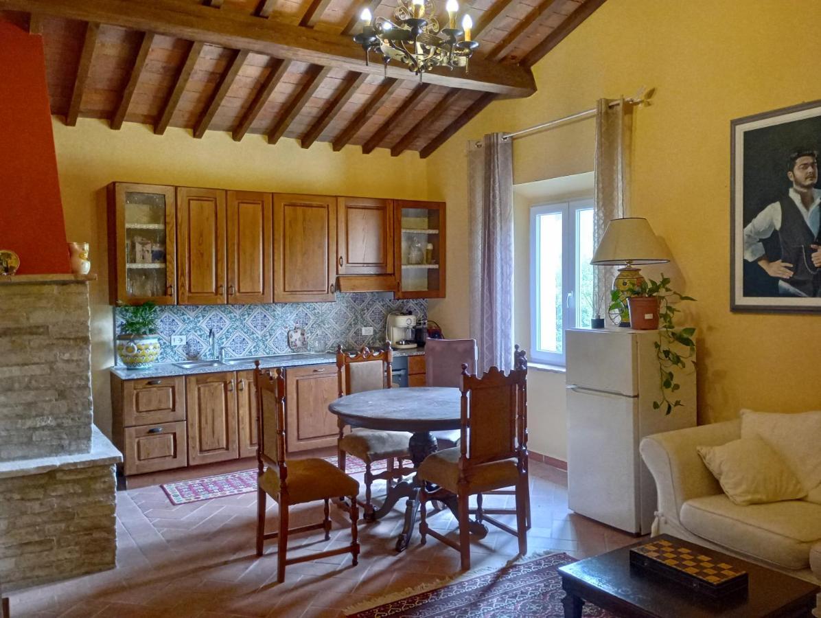 Bed and Breakfast La Casa Rossa à Coiano Extérieur photo